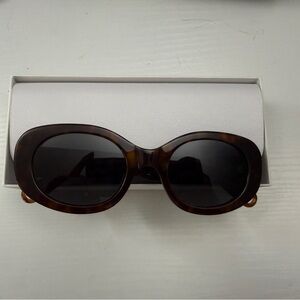 Elegant Brown Tortoise Shell Oval Sunglasses